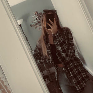 Meet your Posher, Aurora